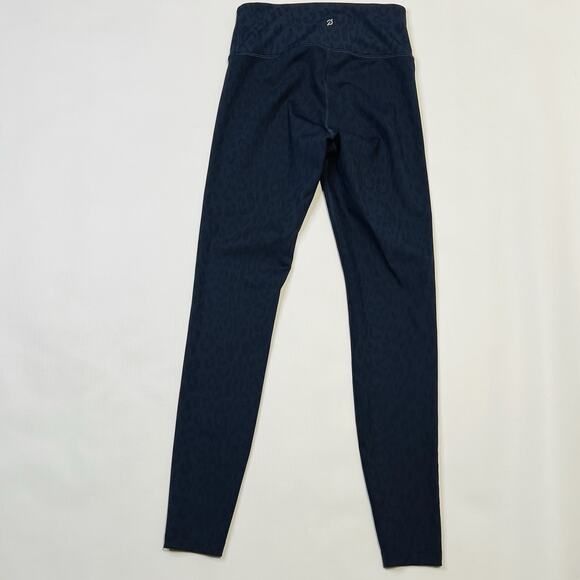 Peloton Leggings Womens XS Blue Cheetah Print Move Mission Yoga Athleisure - Picture 9 of 10